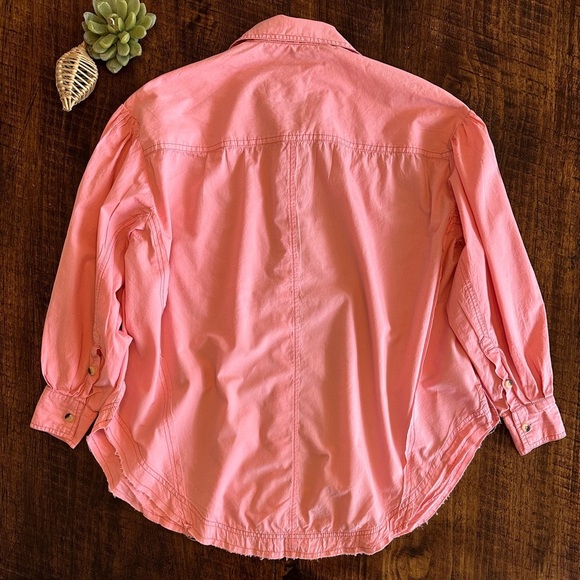 We the Free | HAPPY HOUR SOLID POPLIN TOP - Color Strawberry Cream - Picture 3 of 7